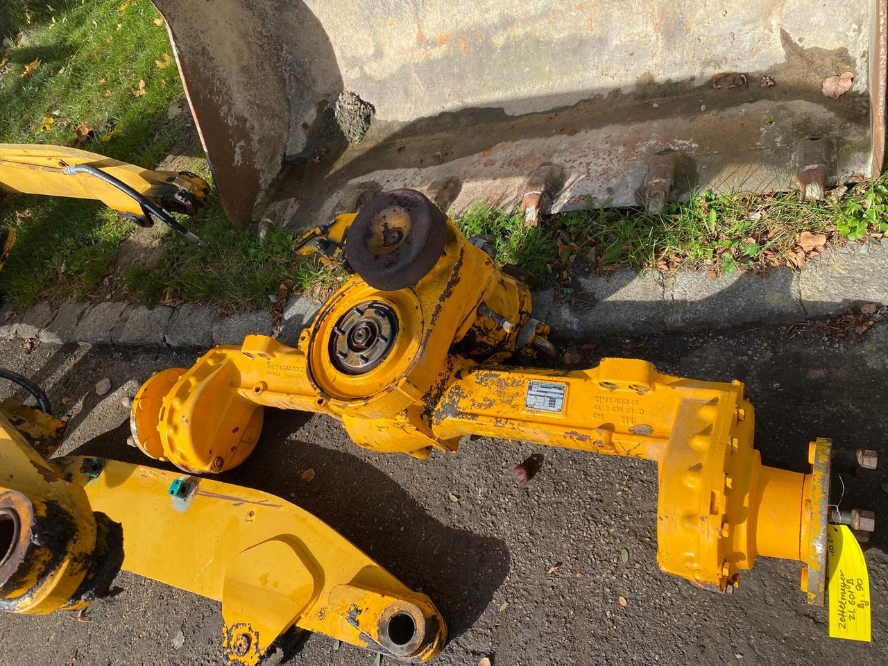 Zettelmeyer ZL 601 B ZF AV 225 - Osovina i delovi za Građevinska mašina: slika 1 Zettelmeyer ZL 601 B ZF AV 225 - Osovina i delovi za Građevinska mašina: slika 1