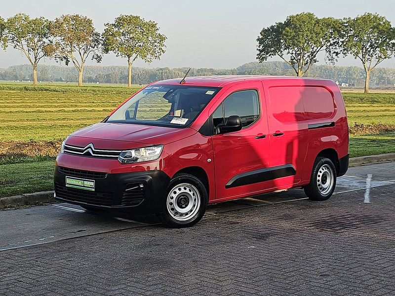 Citroën Berlingo 1.2 XL 130 AUT. 34 dkm. - Dostavno vozilo sa zatvorenim sandukom: slika 2 Citroën Berlingo 1.2 XL 130 AUT. 34 dkm. - Dostavno vozilo sa zatvorenim sandukom: slika 2