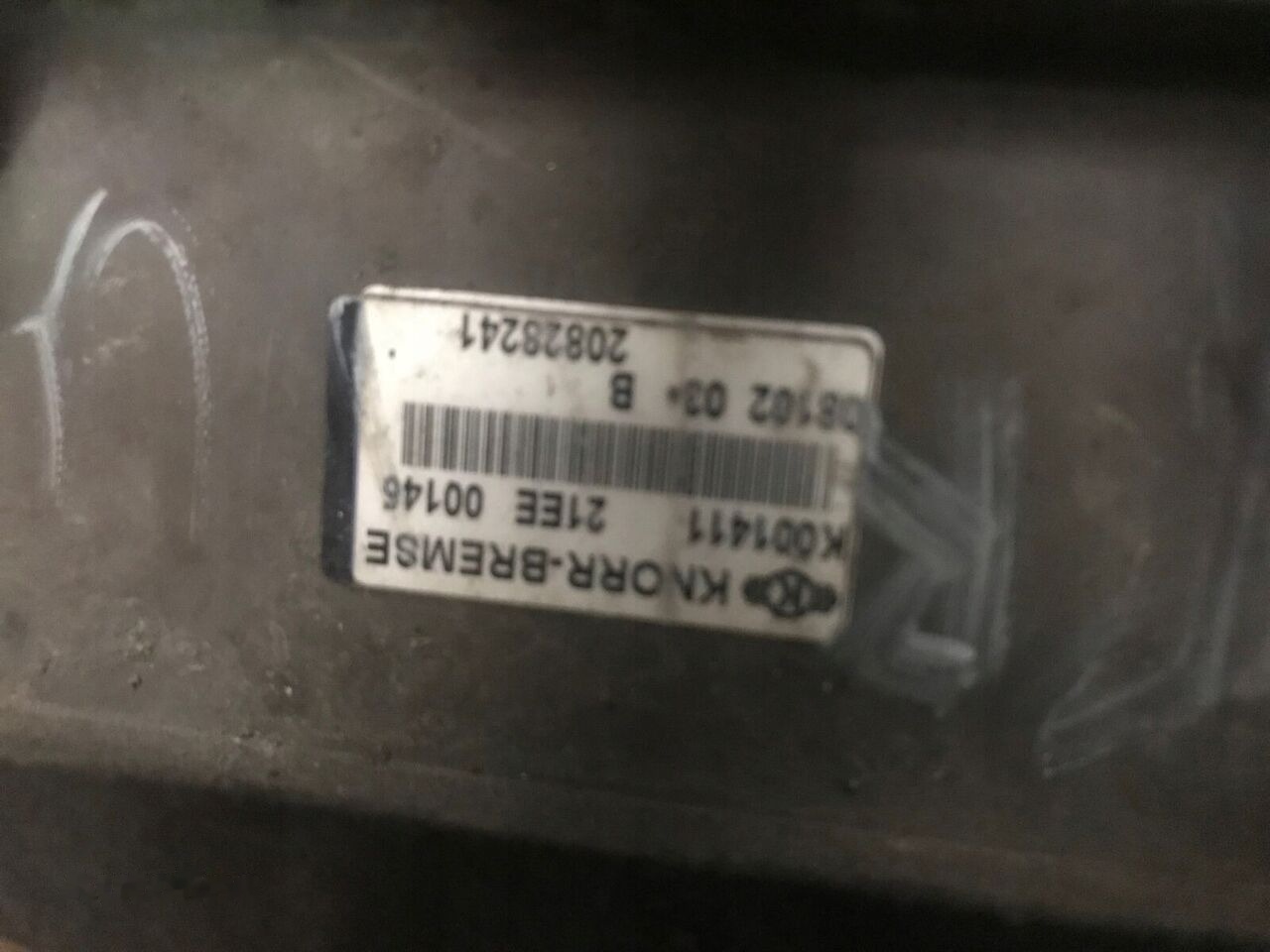 Knorr-Bremse K001411 Volvo FM FH Renault - Kočioni ventil za Kamion: slika 3 Knorr-Bremse K001411 Volvo FM FH Renault - Kočioni ventil za Kamion: slika 3