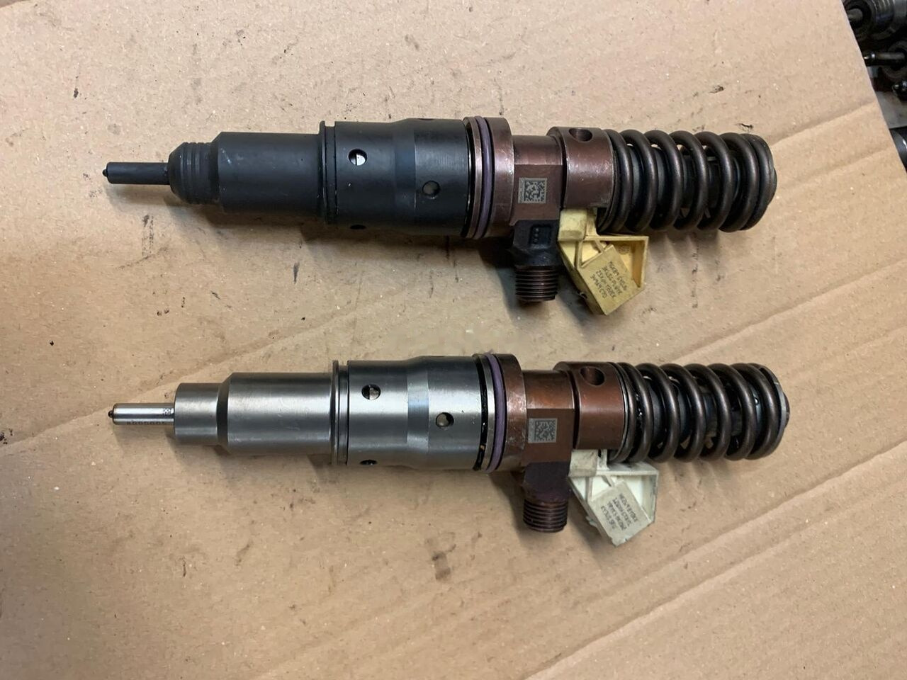 Pompo Volvo FM 4 do regeneracji 22282198 - Ubrizgač za Kamion: slika 1 Pompo Volvo FM 4 do regeneracji 22282198 - Ubrizgač za Kamion: slika 1