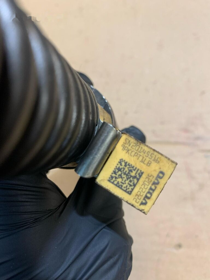 VOLVO Euro 5 22222025 4 piny do regeneracji 22222025 - Ubrizgač za Kamion: slika 2 VOLVO Euro 5 22222025 4 piny do regeneracji 22222025 - Ubrizgač za Kamion: slika 2