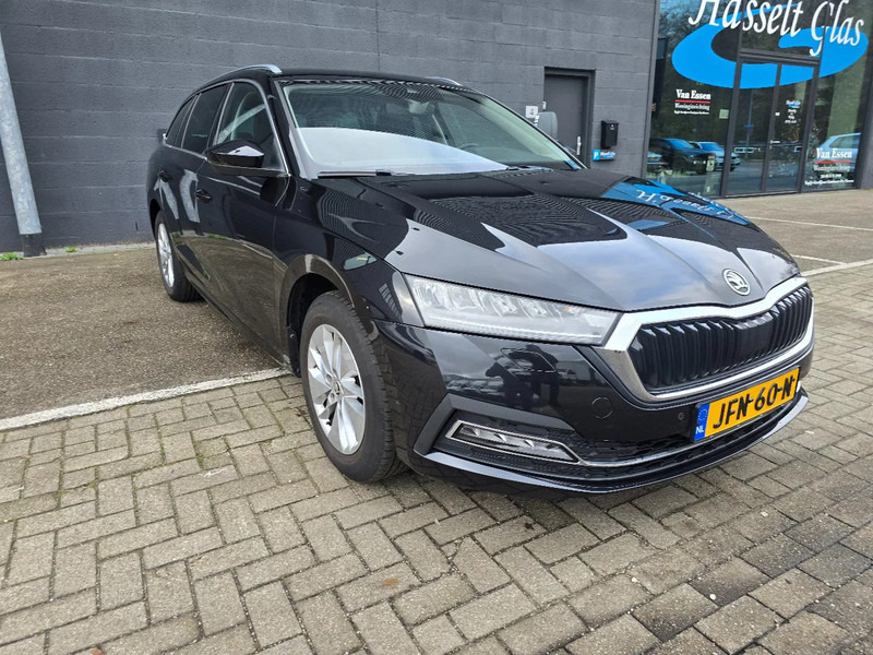 Škoda Octavia Combi 1.0 Benzine - Automobil: slika 3 Škoda Octavia Combi 1.0 Benzine - Automobil: slika 3