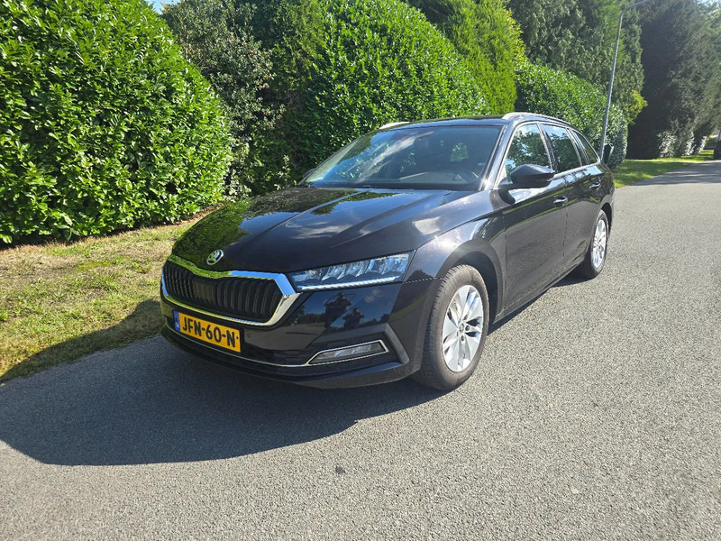 Škoda Octavia Combi 1.0 Benzine - Automobil: slika 1 Škoda Octavia Combi 1.0 Benzine - Automobil: slika 1