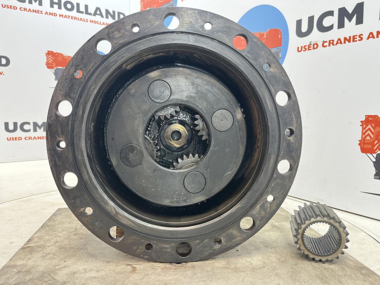 FAUN RTF 30-2 planetary gear 22-25-74-38-4pl-H137-46 - Pogonski reduktor za Autodizalica: slika 4 FAUN RTF 30-2 planetary gear 22-25-74-38-4pl-H137-46 - Pogonski reduktor za Autodizalica: slika 4