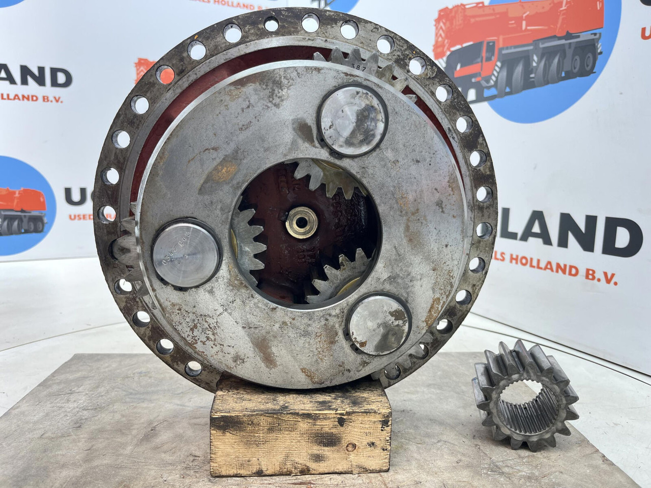 FAUN RTF 30 Planetary gear 15-23-63-36-3pl-H25-24 - Pogonski reduktor za Autodizalica: slika 4 FAUN RTF 30 Planetary gear 15-23-63-36-3pl-H25-24 - Pogonski reduktor za Autodizalica: slika 4