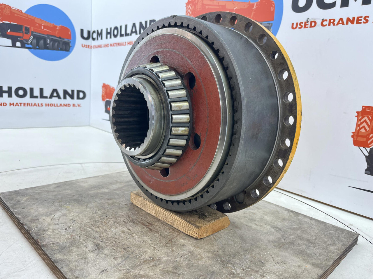 FAUN RTF 30 Planetary gear 15-23-63-36-3pl-H25-24 - Pogonski reduktor za Kran: slika 3 FAUN RTF 30 Planetary gear 15-23-63-36-3pl-H25-24 - Pogonski reduktor za Kran: slika 3