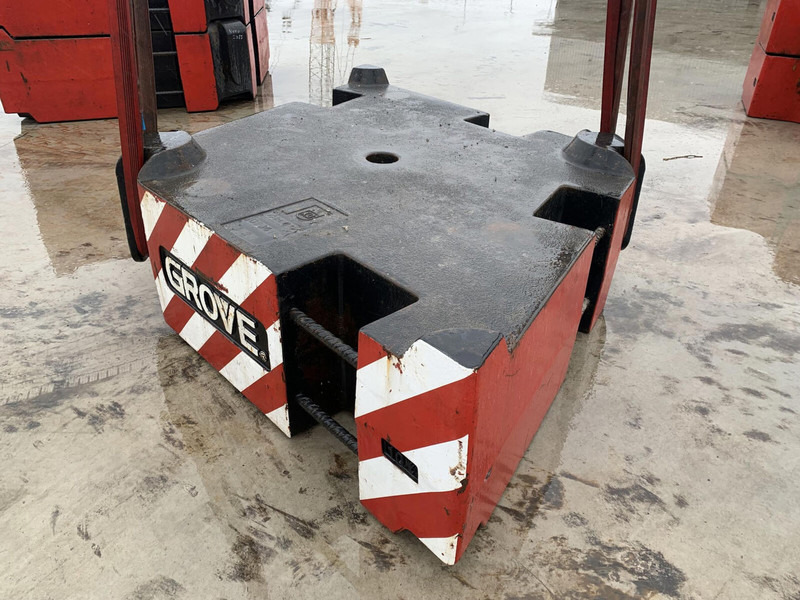 Grove GMK 6400 counterweight 10 ton - Kontra teg za Građevinska mašina: slika 4 Grove GMK 6400 counterweight 10 ton - Kontra teg za Građevinska mašina: slika 4