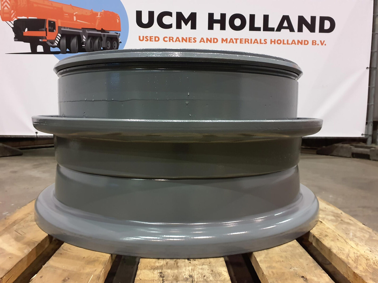 Grove Rim 445/95R25 12 14.5 3p - Felna za Kran: slika 4 Grove Rim 445/95R25 12 14.5 3p - Felna za Kran: slika 4