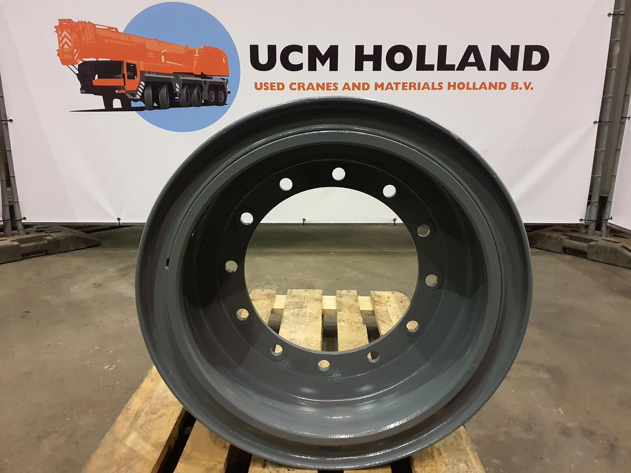 Grove Rim 445/95R25 12 14.5 3p - Felna za Kran: slika 1 Grove Rim 445/95R25 12 14.5 3p - Felna za Kran: slika 1