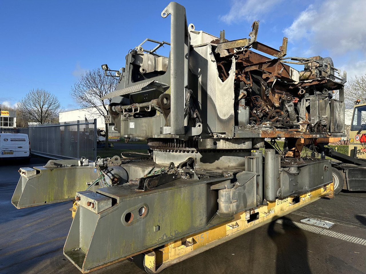 Liebherr LR 1160 body - Karoserija i eksterijer za Kran guseničar: slika 2 Liebherr LR 1160 body - Karoserija i eksterijer za Kran guseničar: slika 2