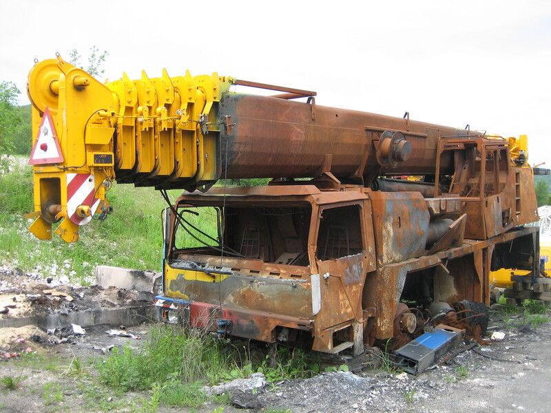 Liebherr LTM 1090/2 for parts - Autokran za sve terene: slika 1 Liebherr LTM 1090/2 for parts - Autokran za sve terene: slika 1