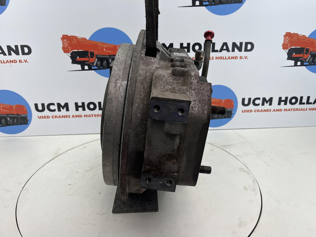 Liebherr LTM 1200/1 Distributor gearbox with coupling - Menjač za Autodizalica: slika 2 Liebherr LTM 1200/1 Distributor gearbox with coupling - Menjač za Autodizalica: slika 2