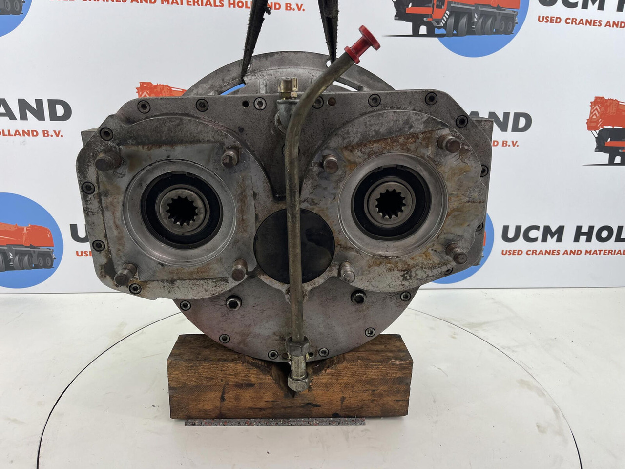 Liebherr LTM 1200/1 Distributor gearbox with coupling - Menjač za Autodizalica: slika 3 Liebherr LTM 1200/1 Distributor gearbox with coupling - Menjač za Autodizalica: slika 3