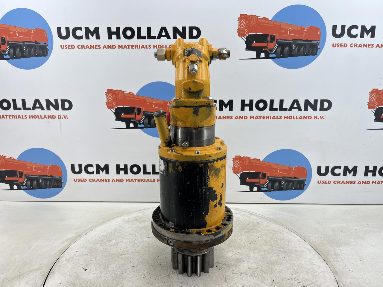 Liebherr LTM 1250-6.1 slewing gear - Motor okretanja za Autodizalica: slika 4 Liebherr LTM 1250-6.1 slewing gear - Motor okretanja za Autodizalica: slika 4