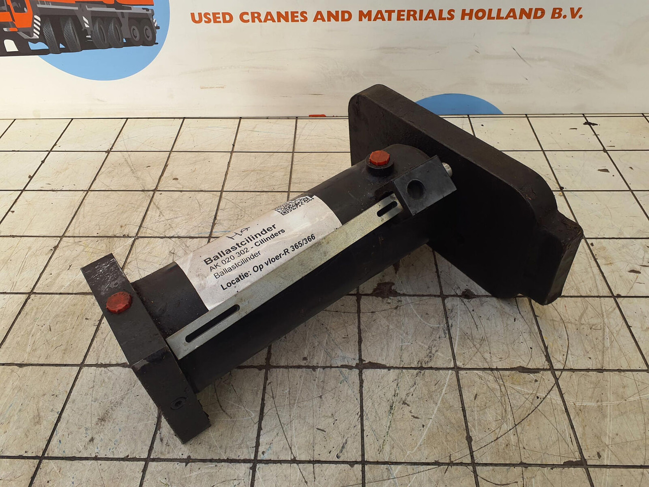 Terex AC 155 counterweight lift cylinder - Hidraulični cilindar za Autodizalica: slika 1 Terex AC 155 counterweight lift cylinder - Hidraulični cilindar za Autodizalica: slika 1