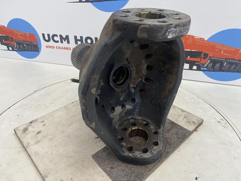 Terex Terex Demag AC 35 Steering knuckle 16 holes axle 1 - Rukavac točka za Kran: slika 4 Terex Terex Demag AC 35 Steering knuckle 16 holes axle 1 - Rukavac točka za Kran: slika 4