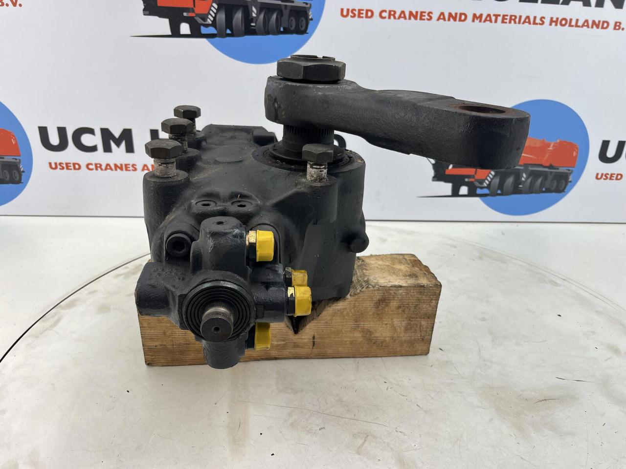 ZF ATF 50G-3 steering box ZF - Letva volana za Autodizalica: slika 2 ZF ATF 50G-3 steering box ZF - Letva volana za Autodizalica: slika 2