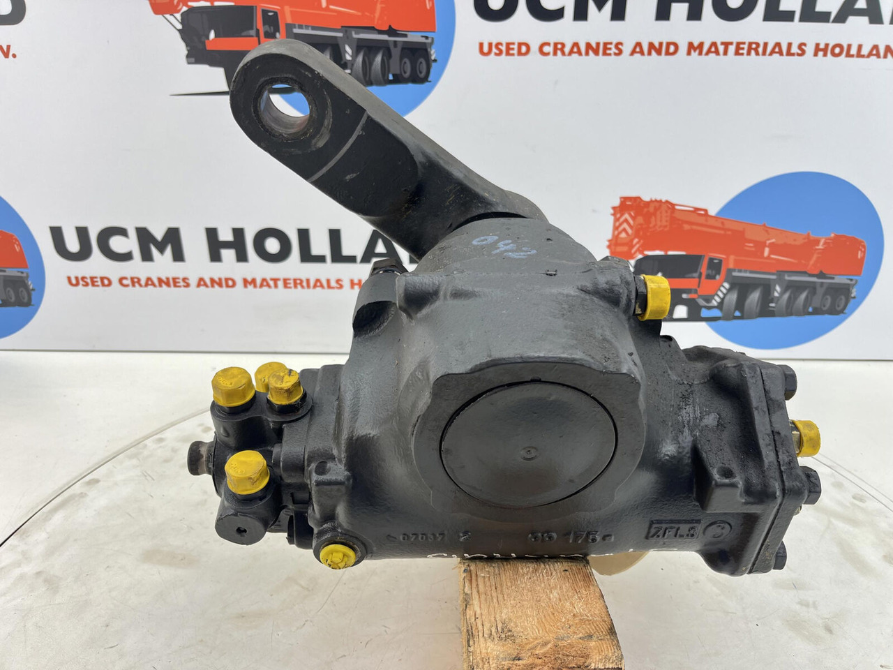 ZF ATF 50G-3 steering box ZF - Letva volana za Autodizalica: slika 5 ZF ATF 50G-3 steering box ZF - Letva volana za Autodizalica: slika 5