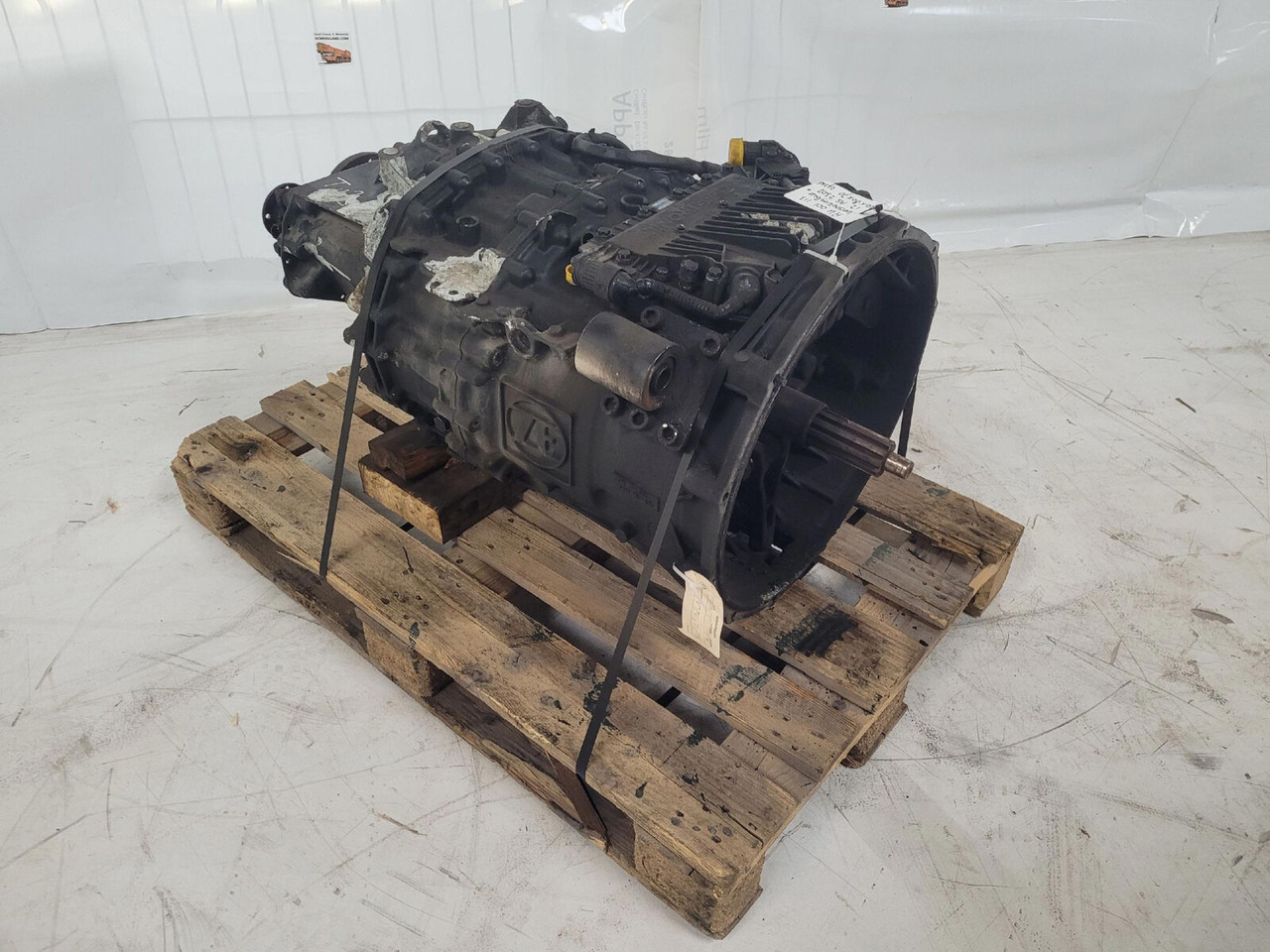 ZF GMK 3055 Gearbox ZF Astronic 12 AS 2302 - Menjač za Autodizalica: slika 2 ZF GMK 3055 Gearbox ZF Astronic 12 AS 2302 - Menjač za Autodizalica: slika 2