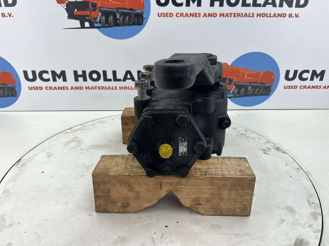 ZF LTM 1070 4.2 Steering box - Letva volana za Autodizalica: slika 4 ZF LTM 1070 4.2 Steering box - Letva volana za Autodizalica: slika 4