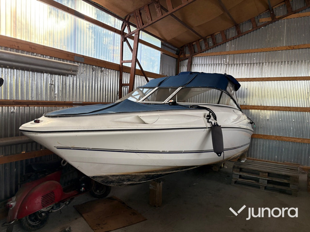 Båt - Campion Allante 545i Bowrider - Druga mašina: slika 1 Båt - Campion Allante 545i Bowrider - Druga mašina: slika 1