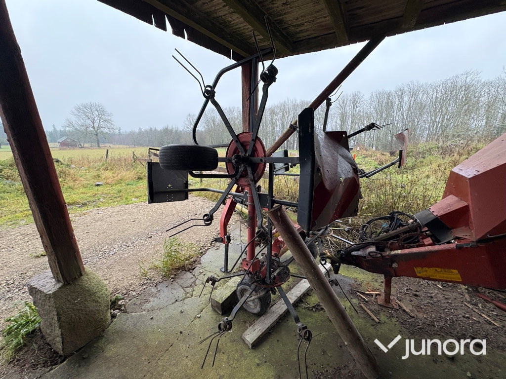 Hövändare - PZ Fanex 533 - Prevrtač/ Grabuljač: slika 2 Hövändare - PZ Fanex 533 - Prevrtač/ Grabuljač: slika 2