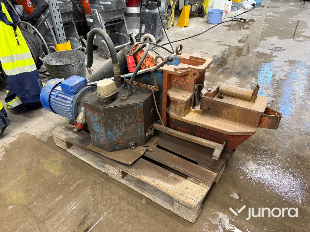 Klippare - hydraulisk - Tarup: slika 5 Klippare - hydraulisk - Tarup: slika 5