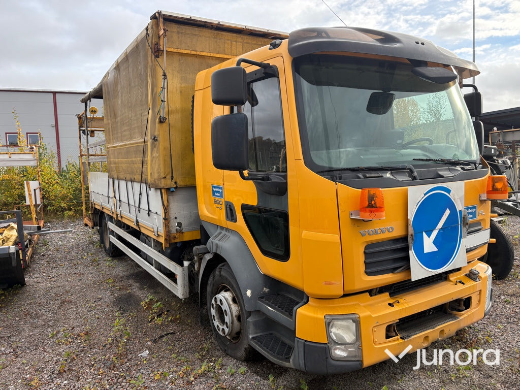 Lastbil - Volvo FLL 240-280 HP 42R - Kamion sa ceradom, Korisno/ Posebno vozilo: slika 3 Lastbil - Volvo FLL 240-280 HP 42R - Kamion sa ceradom, Korisno/ Posebno vozilo: slika 3