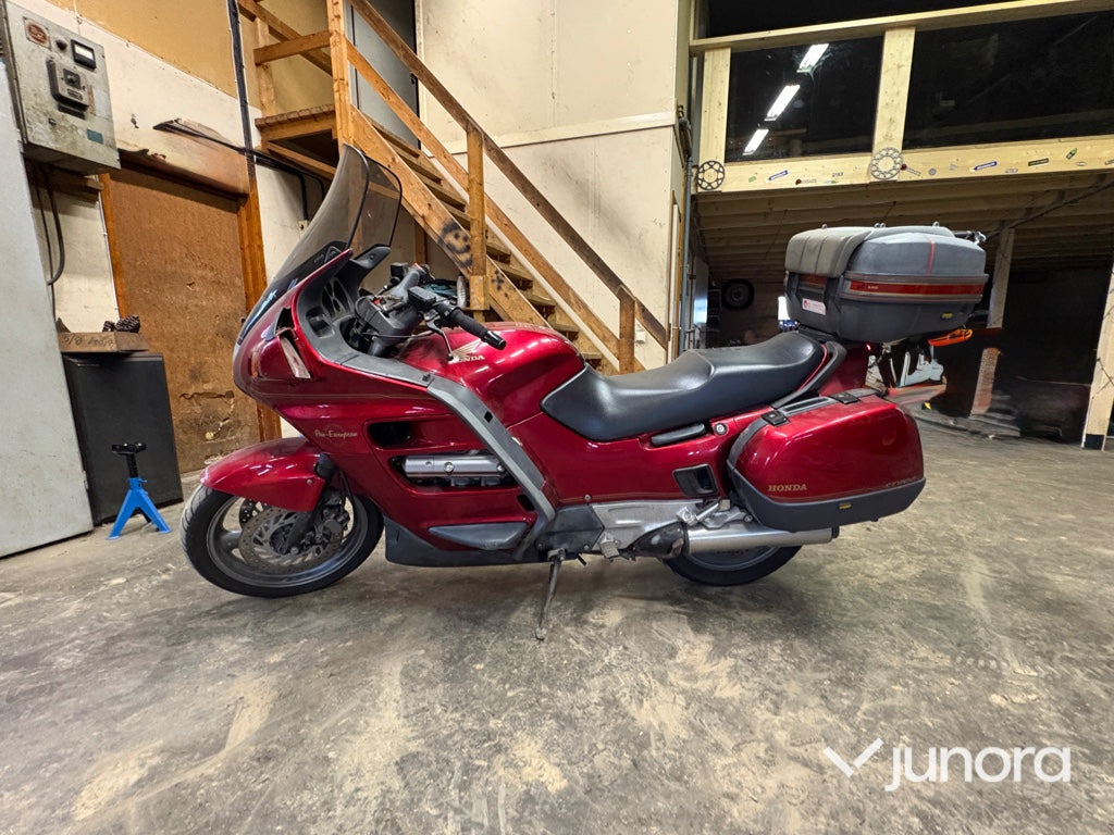 Motorcykel - Honda ST1100 PAN EUROPEA - Motocikl: slika 2 Motorcykel - Honda ST1100 PAN EUROPEA - Motocikl: slika 2