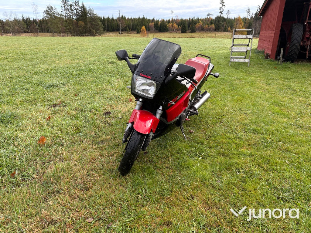 Motorcykel - Kawasaki GPZ600R - Motocikl: slika 4 Motorcykel - Kawasaki GPZ600R - Motocikl: slika 4