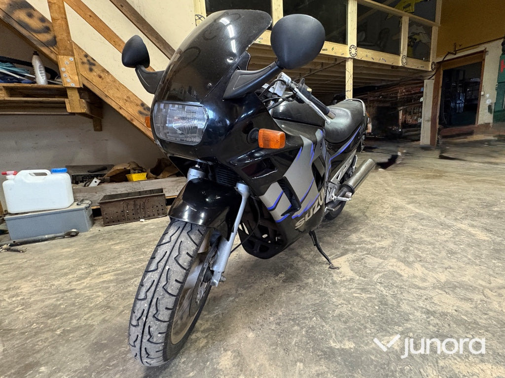 Motorcykel - Suzuki, GSX 750 F - Motocikl: slika 1 Motorcykel - Suzuki, GSX 750 F - Motocikl: slika 1