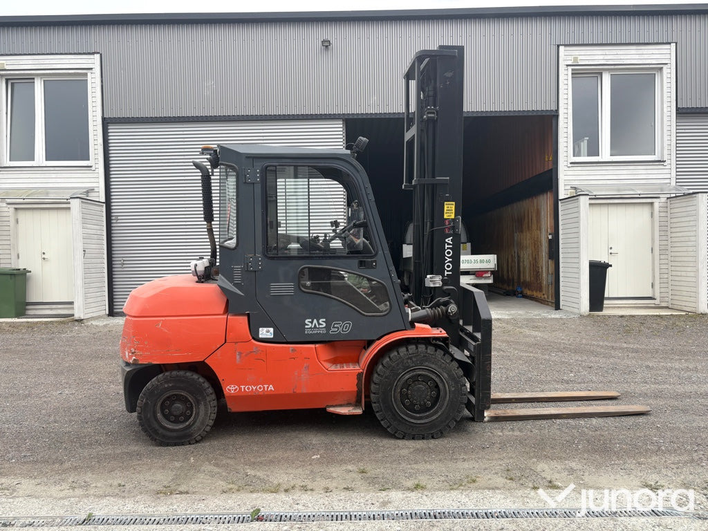Motviktstruck - Toyota Tonero 42-7FDA50 - Dizel viljuškar: slika 4 Motviktstruck - Toyota Tonero 42-7FDA50 - Dizel viljuškar: slika 4