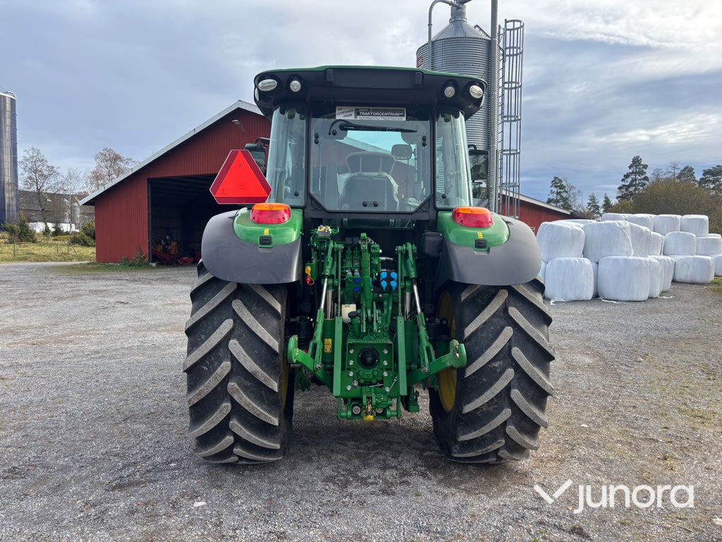 Traktor - John Deere 5125R med lastare & frontlyft - Traktor: slika 4 Traktor - John Deere 5125R med lastare & frontlyft - Traktor: slika 4