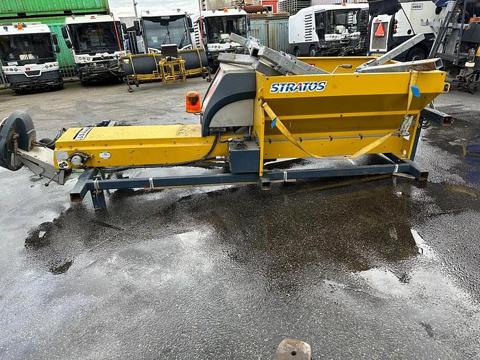 Nido Stratos B06-27 PAX - Rasipač peska/ Soli: slika 1 Nido Stratos B06-27 PAX - Rasipač peska/ Soli: slika 1