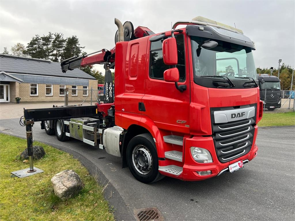 DAF CF 430 6x2*4 FAN - Kamion za utovaranje kontejnera: slika 2 DAF CF 430 6x2*4 FAN - Kamion za utovaranje kontejnera: slika 2
