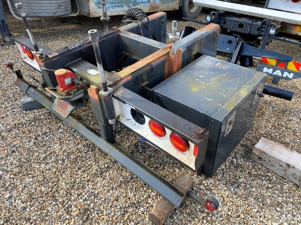 HMF krankonsol - 65 mm bolte - Dodatak za Građevinska mašina: slika 1 HMF krankonsol - 65 mm bolte - Dodatak za Građevinska mašina: slika 1