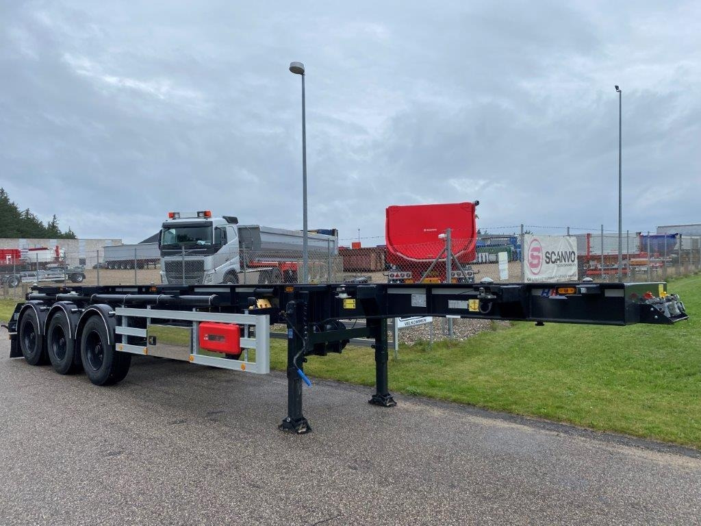 HRD 3-aks 20 + 30 ADR - Poluprikolica za prevoz kontejnera/ Poluprikolica sa promenjivim sandukom: slika 3 HRD 3-aks 20 + 30 ADR - Poluprikolica za prevoz kontejnera/ Poluprikolica sa promenjivim sandukom: slika 3
