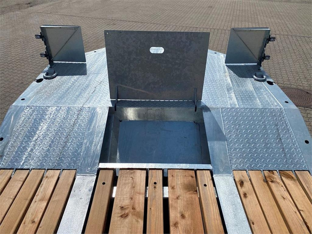 Hangler DTS 300 3 akslet med ramper - Niska prikolica za prevoz: slika 3 Hangler DTS 300 3 akslet med ramper - Niska prikolica za prevoz: slika 3