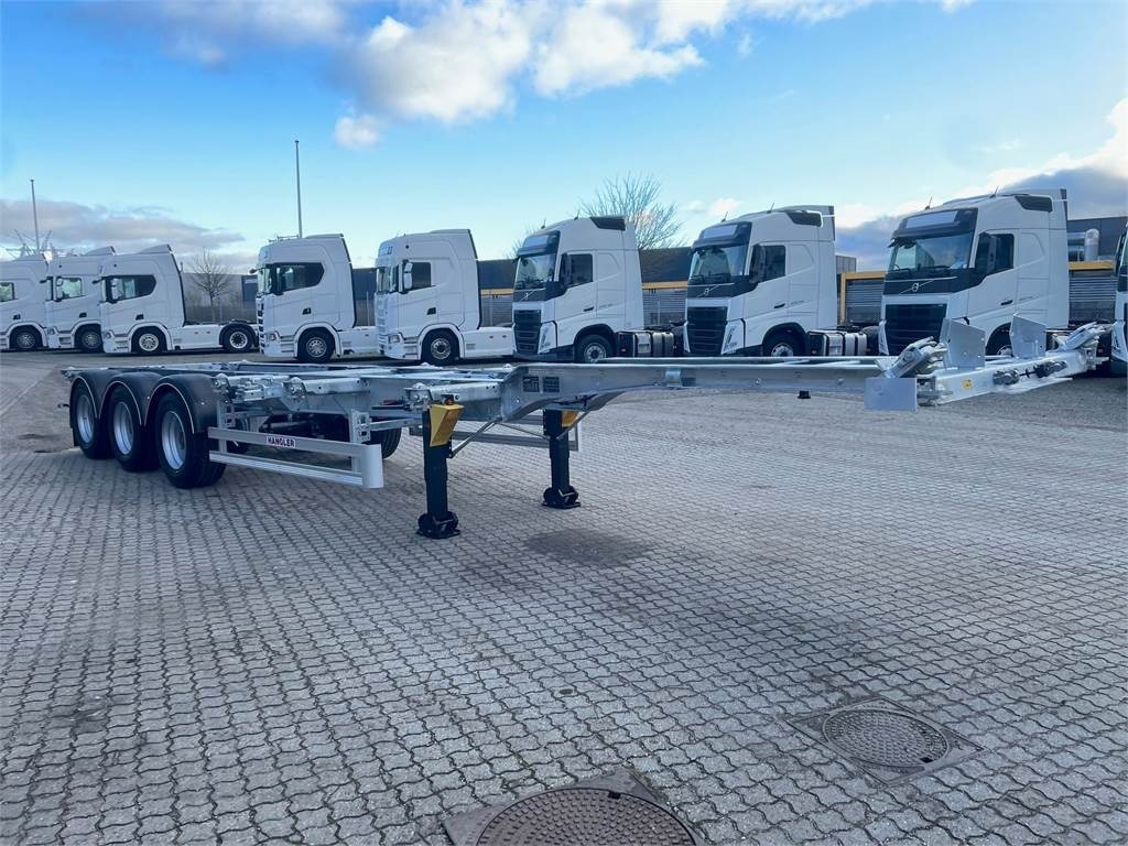 Hangler SDS 430 container chassis - multi låse - ADR - Poluprikolica za prevoz kontejnera/ Poluprikolica sa promenjivim sandukom: slika 5 Hangler SDS 430 container chassis - multi låse - ADR - Poluprikolica za prevoz kontejnera/ Poluprikolica sa promenjivim sandukom: slika 5