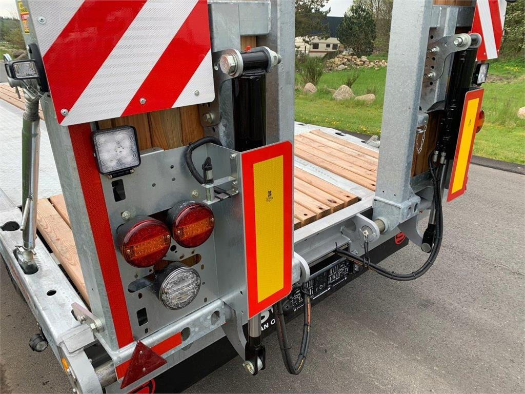 Hangler TPS-H 280 Jumbo-Z 3 akslet - Niska prikolica za prevoz: slika 5 Hangler TPS-H 280 Jumbo-Z 3 akslet - Niska prikolica za prevoz: slika 5