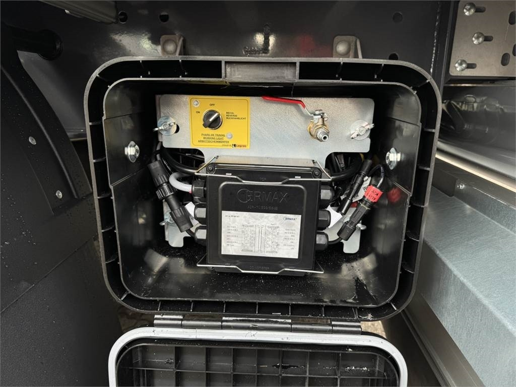 Poluprikolica sa pokretnim podom Legras 91,8 m3 - VBK Aut. presenning: slika 11