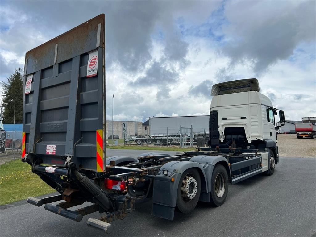 Kamion za prevoz kontejnera/ Kamion sa promenjivim sandukom MAN TGS 26-500 6x2-4 LL: slika 6