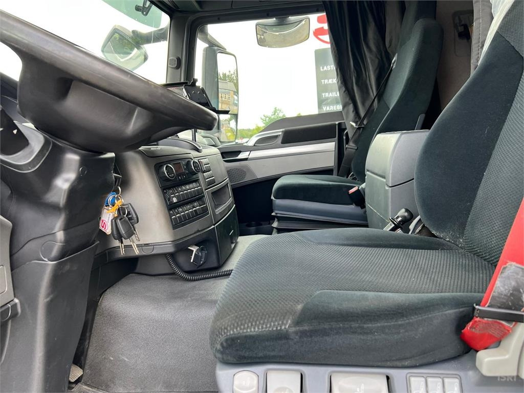 Kamion za prevoz kontejnera/ Kamion sa promenjivim sandukom MAN TGS 26-500 6x2-4 LL: slika 7