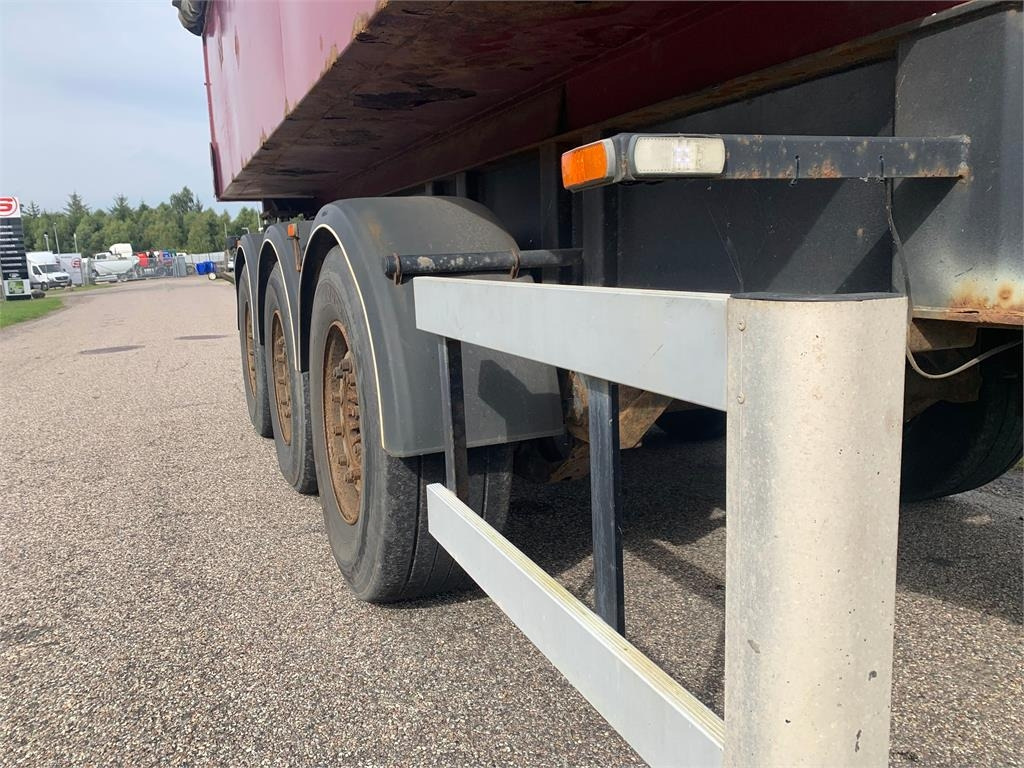 MJS 5,5 mtr isoleret tipkasse - aut bagsmæk - Prikolica istovarivača: slika 5 MJS 5,5 mtr isoleret tipkasse - aut bagsmæk - Prikolica istovarivača: slika 5