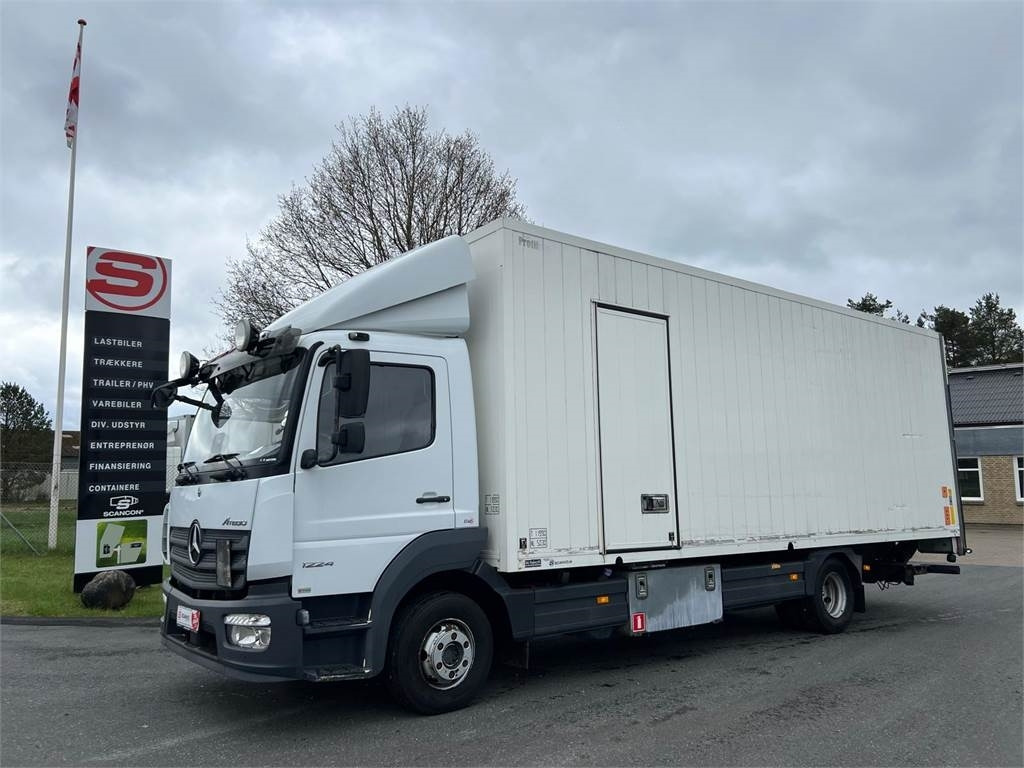 Mercedes-Benz Atego 1224 LnR - Kamion sa zatvorenim sandukom: slika 1 Mercedes-Benz Atego 1224 LnR - Kamion sa zatvorenim sandukom: slika 1