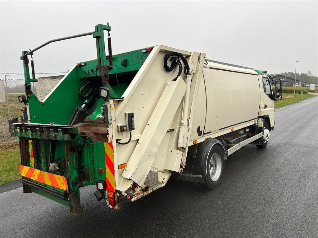 Mitsubishi Fuso CANTER 9C18 - Kamion za smeće: slika 2 Mitsubishi Fuso CANTER 9C18 - Kamion za smeće: slika 2