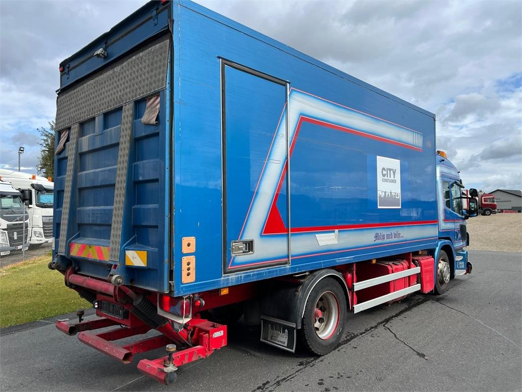 Scania P320 DB 4x2 MLB - low entry - Kamion sa zatvorenim sandukom: slika 2 Scania P320 DB 4x2 MLB - low entry - Kamion sa zatvorenim sandukom: slika 2