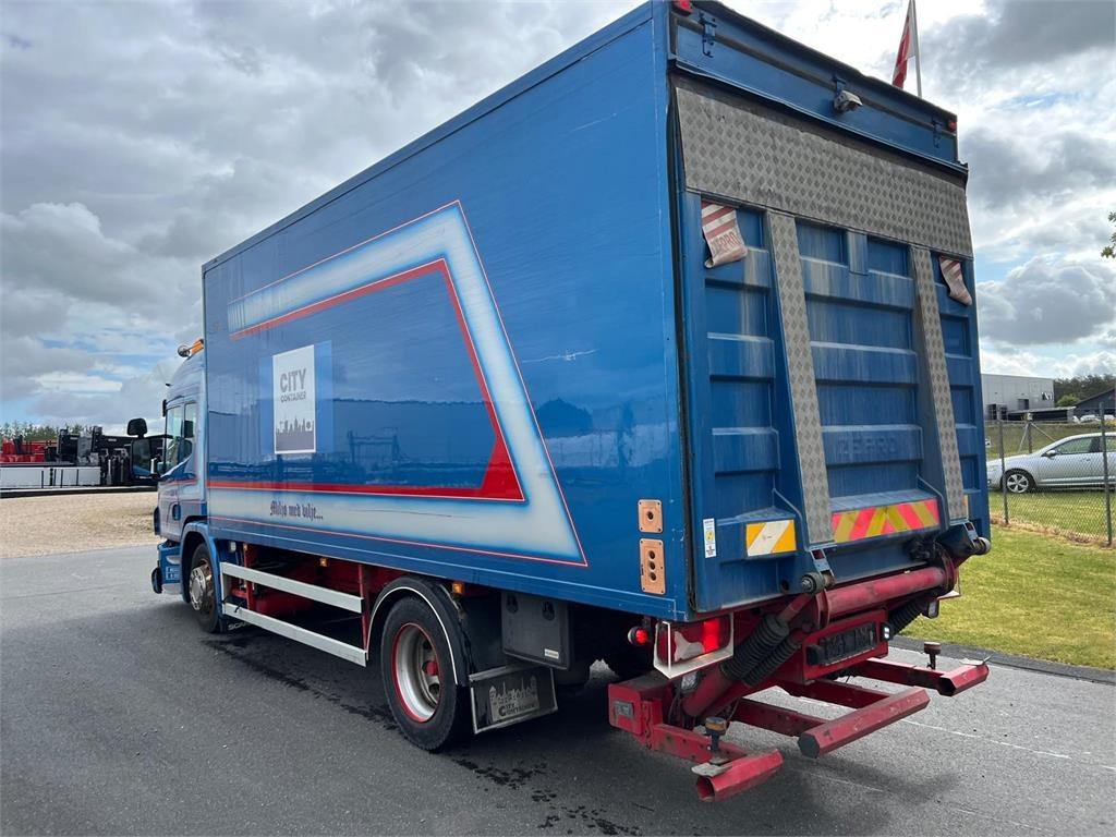 Scania P320 DB 4x2 MLB - low entry - Kamion sa zatvorenim sandukom: slika 5 Scania P320 DB 4x2 MLB - low entry - Kamion sa zatvorenim sandukom: slika 5