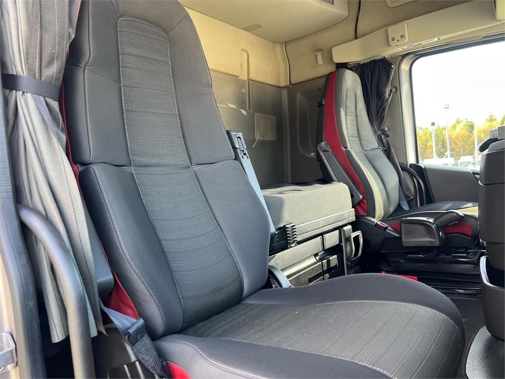 Kamion sa dizalicom Volvo FH 420 - HMF 4020K5 + Jib FJ1000 K3: slika 16