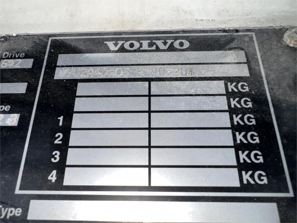 Volvo FH12-420 - Kamion za utovaranje kontejnera: slika 4 Volvo FH12-420 - Kamion za utovaranje kontejnera: slika 4